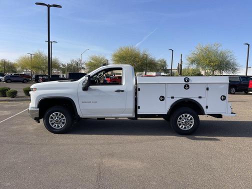 Summit White 2026 Chevrolet Silverado 2500 WT