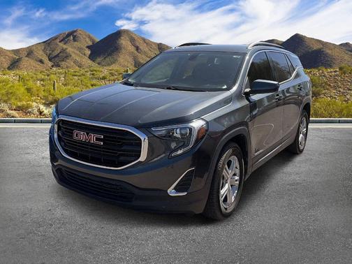 Graphite Gray Metallic 2018 GMC Terrain SLE