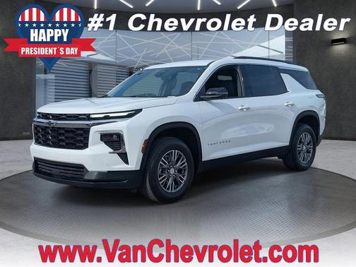 2025 Chevrolet Traverse LT