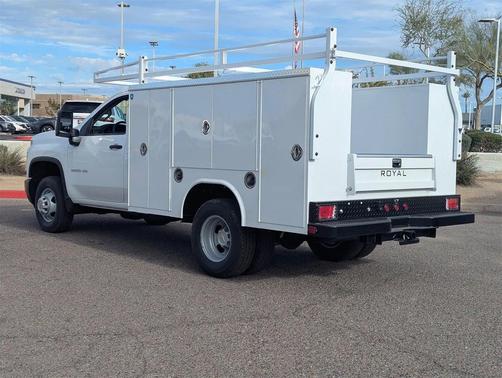 2026 Chevrolet Silverado 3500 WT