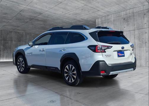 2025 Subaru Outback Touring