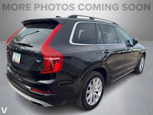 2019 Volvo XC90 T6 Momentum