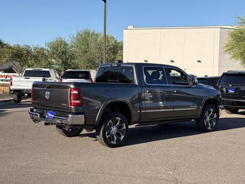 Granite Crystal Metallic Clearcoat 2023 RAM 1500 Limited