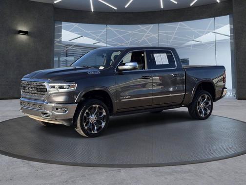 Granite Crystal Metallic Clearcoat 2023 RAM 1500 Limited