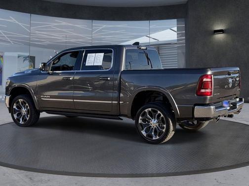 Granite Crystal Metallic Clearcoat 2023 RAM 1500 Limited