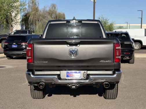 Granite Crystal Metallic Clearcoat 2023 RAM 1500 Limited