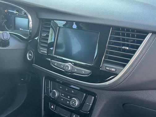 Quicksilver Metallic 2022 Buick Encore Preferred