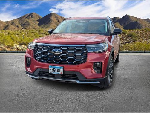 2025 Ford Explorer Platinum