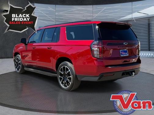 2023 Chevrolet Suburban RST