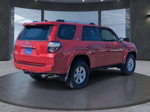 Barcelona Red Metallic 2022 Toyota 4Runner SR5