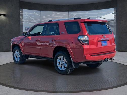 Barcelona Red Metallic 2022 Toyota 4Runner SR5