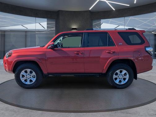 Barcelona Red Metallic 2022 Toyota 4Runner SR5
