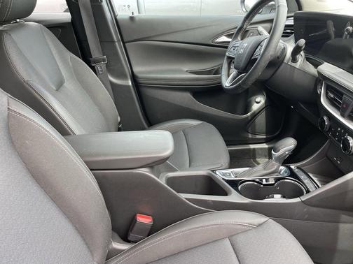 Summit White 2024 Buick Encore GX Preferred