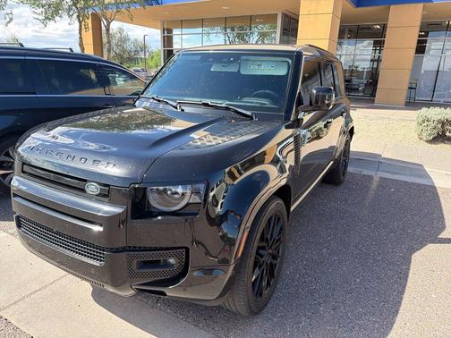 Santorini Black 2020 Land Rover Defender 110 HSE