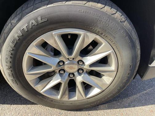 Iridescent Pearl Tricoat 2023 Chevrolet Tahoe Premier
