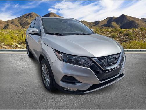 2021 Nissan Rogue Sport SV
