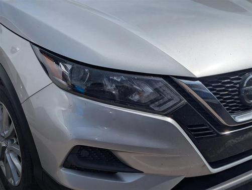 2021 Nissan Rogue Sport SV