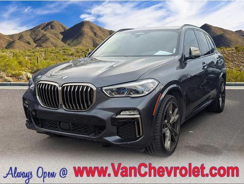 2020 BMW X5 M50i