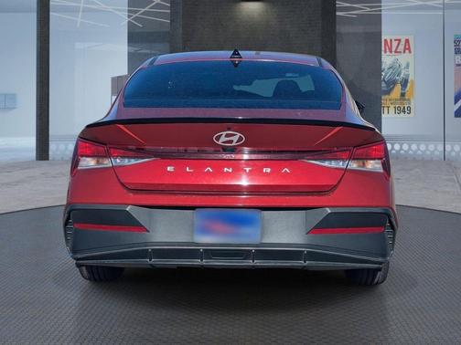 2025 Hyundai ELANTRA Sport