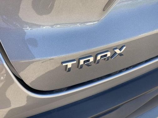 Sterling Gray Metallic 2025 Chevrolet Trax FWD ACTIV