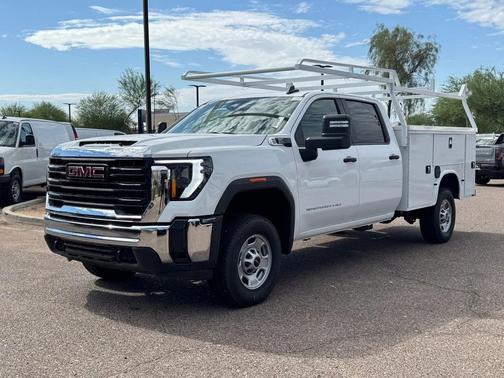 2025 GMC Sierra 2500 Base