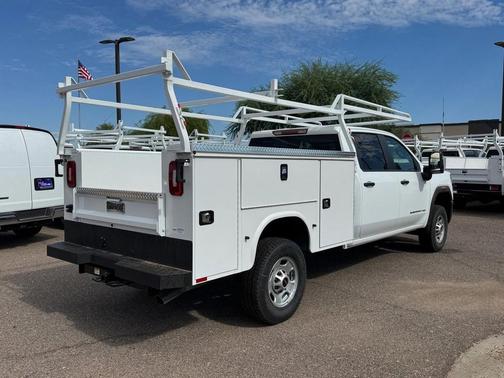 2025 GMC Sierra 2500 Base