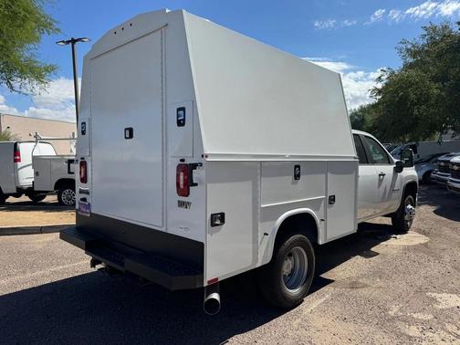 2025 Chevrolet Silverado 3500 WT