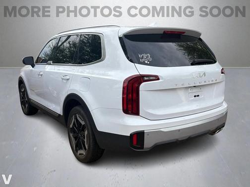 2023 Kia Telluride S