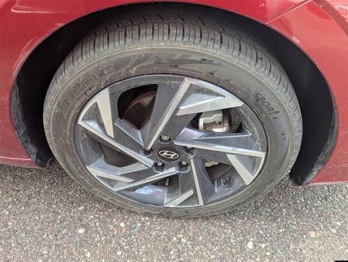 2025 Hyundai ELANTRA Sport