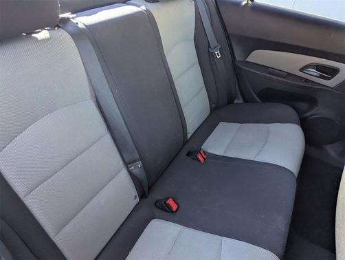 2015 Chevrolet Cruze LS