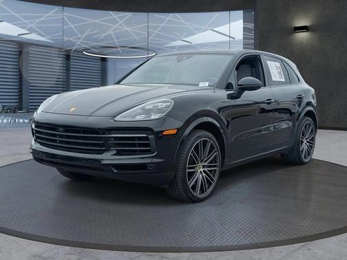 2022 Porsche Cayenne Platinum Edition
