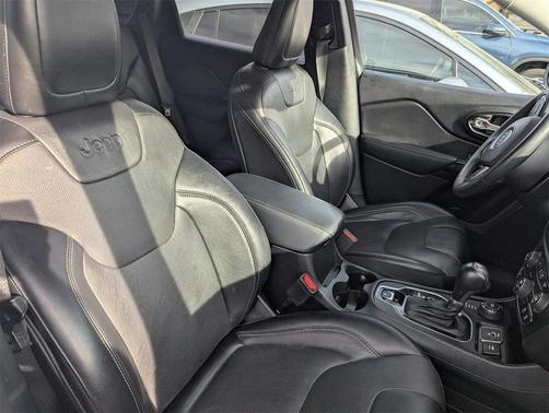 2023 Jeep Cherokee Altitude