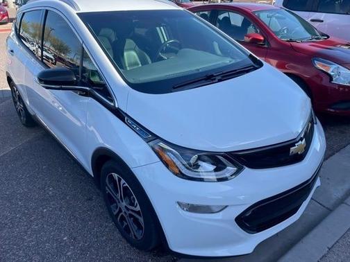Photo 5 of 7 of 2019 Chevrolet Bolt EV Premier