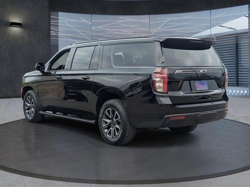 2021 Chevrolet Suburban 4WD Z71