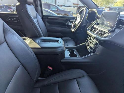 2021 Chevrolet Suburban 4WD Z71