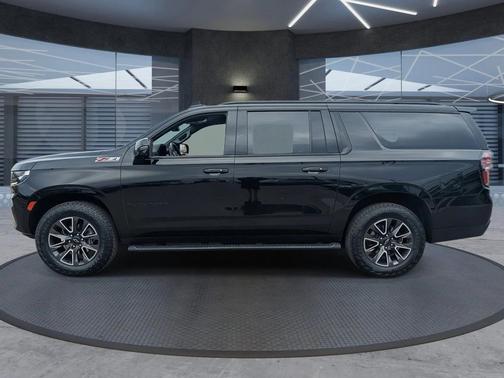 2021 Chevrolet Suburban 4WD Z71