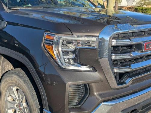 2022 GMC Sierra 1500 SLE