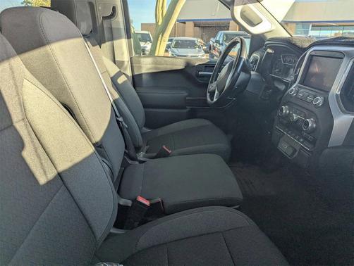 2022 GMC Sierra 1500 SLE