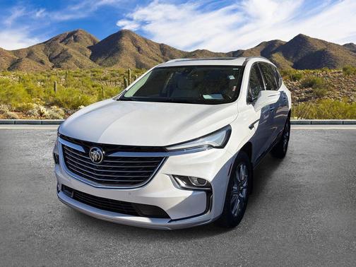 White Frost Tricoat 2024 Buick Enclave Essence FWD