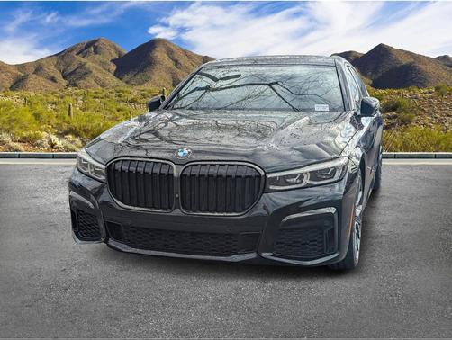 2021 BMW 740 740i