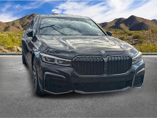2021 BMW 740 740i