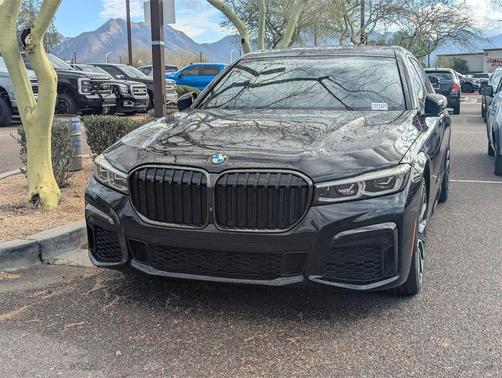 2021 BMW 740 740i