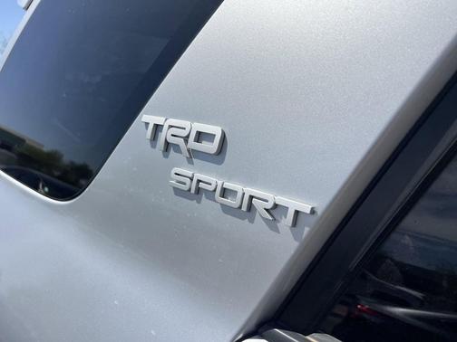 Classic Silver Metallic 2024 Toyota 4Runner TRD Sport
