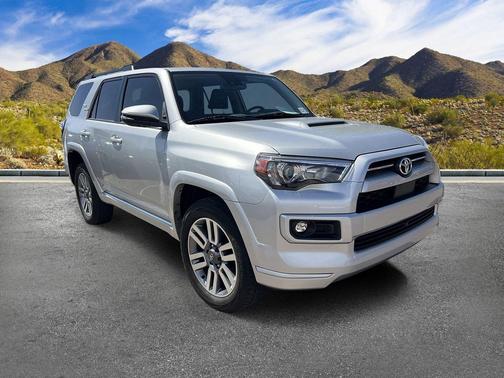 Classic Silver Metallic 2024 Toyota 4Runner TRD Sport