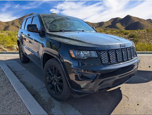 2019 Jeep Grand Cherokee Altitude