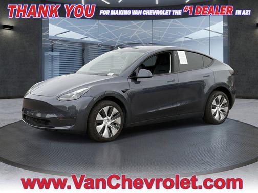 2022 Tesla Model Y Long Range Dual Motor All-Wheel Drive