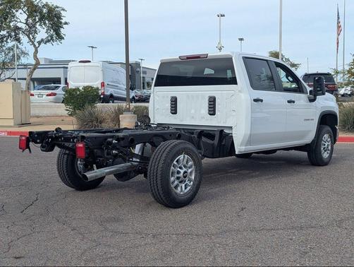 Summit White 2026 Chevrolet Silverado 2500 WT