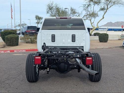 Summit White 2026 Chevrolet Silverado 2500 WT