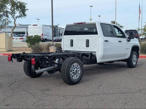 Summit White 2026 Chevrolet Silverado 2500 WT