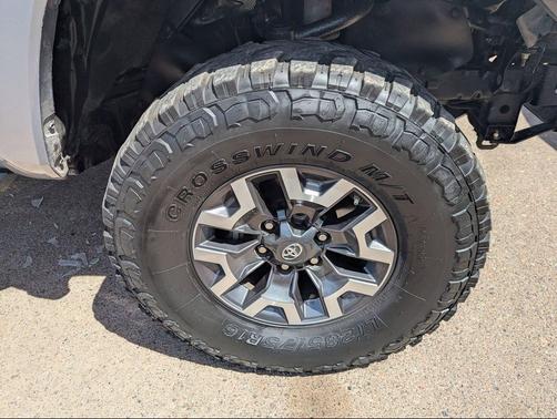Silver Sky Metallic 2017 Toyota Tacoma TRD Sport